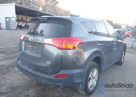 2015 Toyota Rav4 Le z USA, uszkodzony, nr VIN JTMBFREV3FD125527